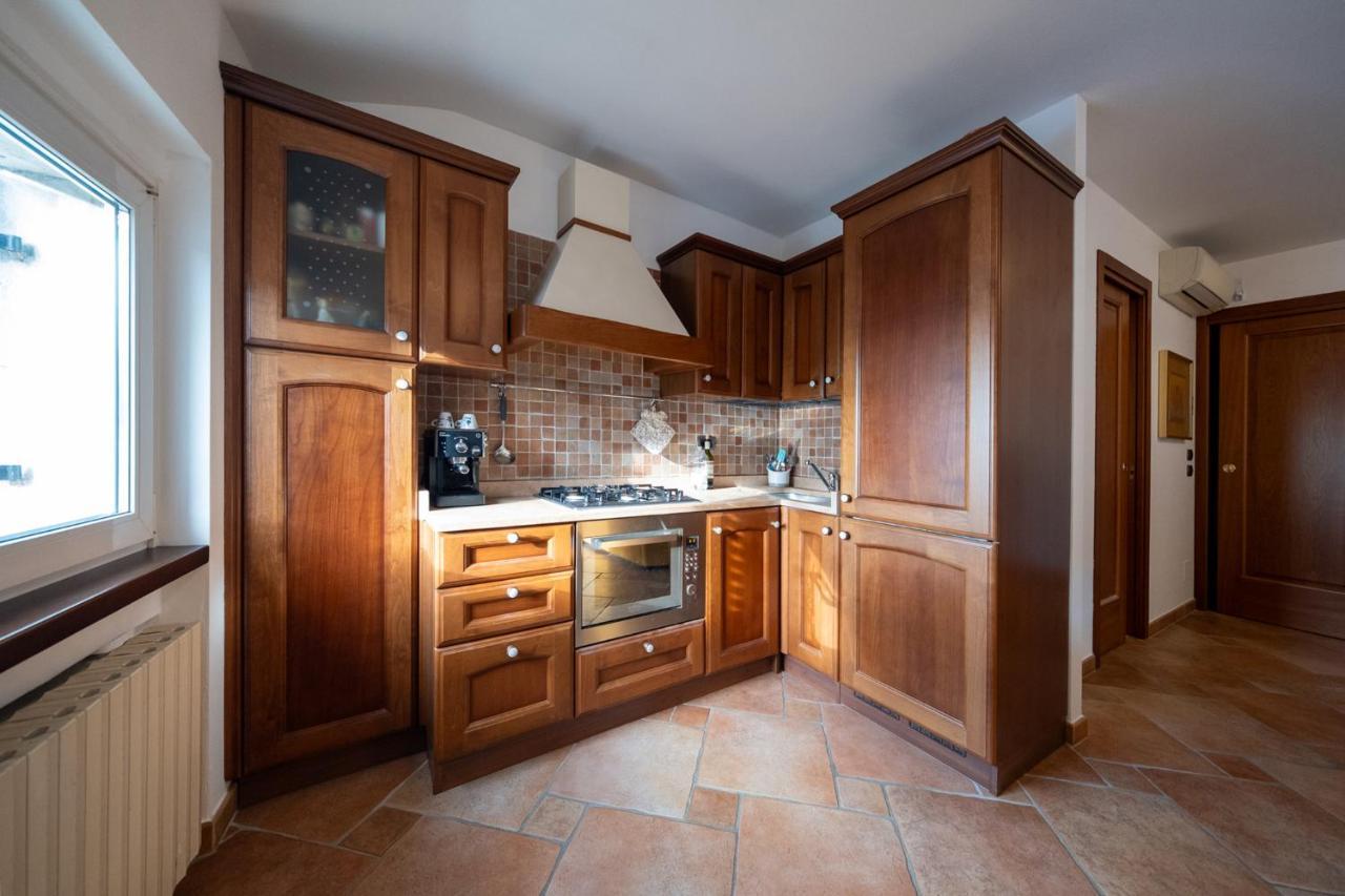 Apartmentsgarda - Baia Del Garda 5 Extérieur photo