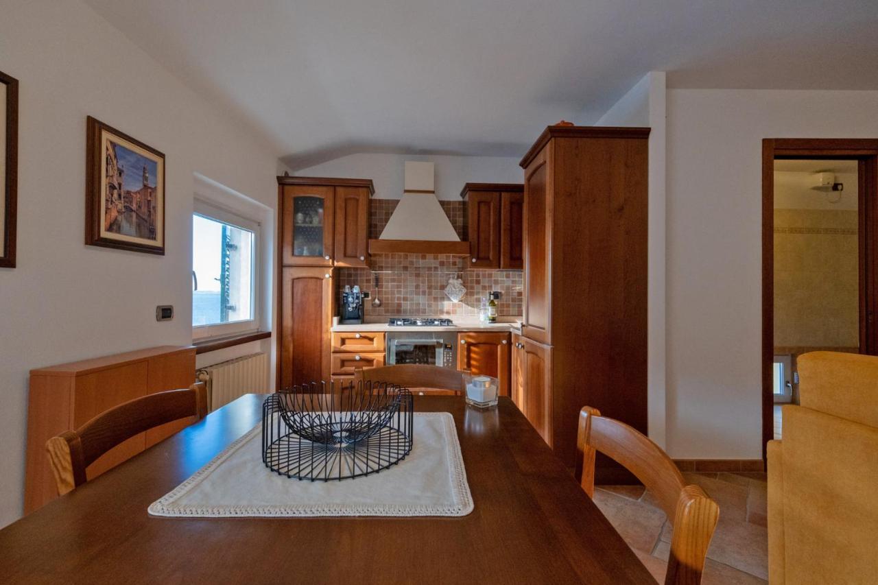 Apartmentsgarda - Baia Del Garda 5 Extérieur photo